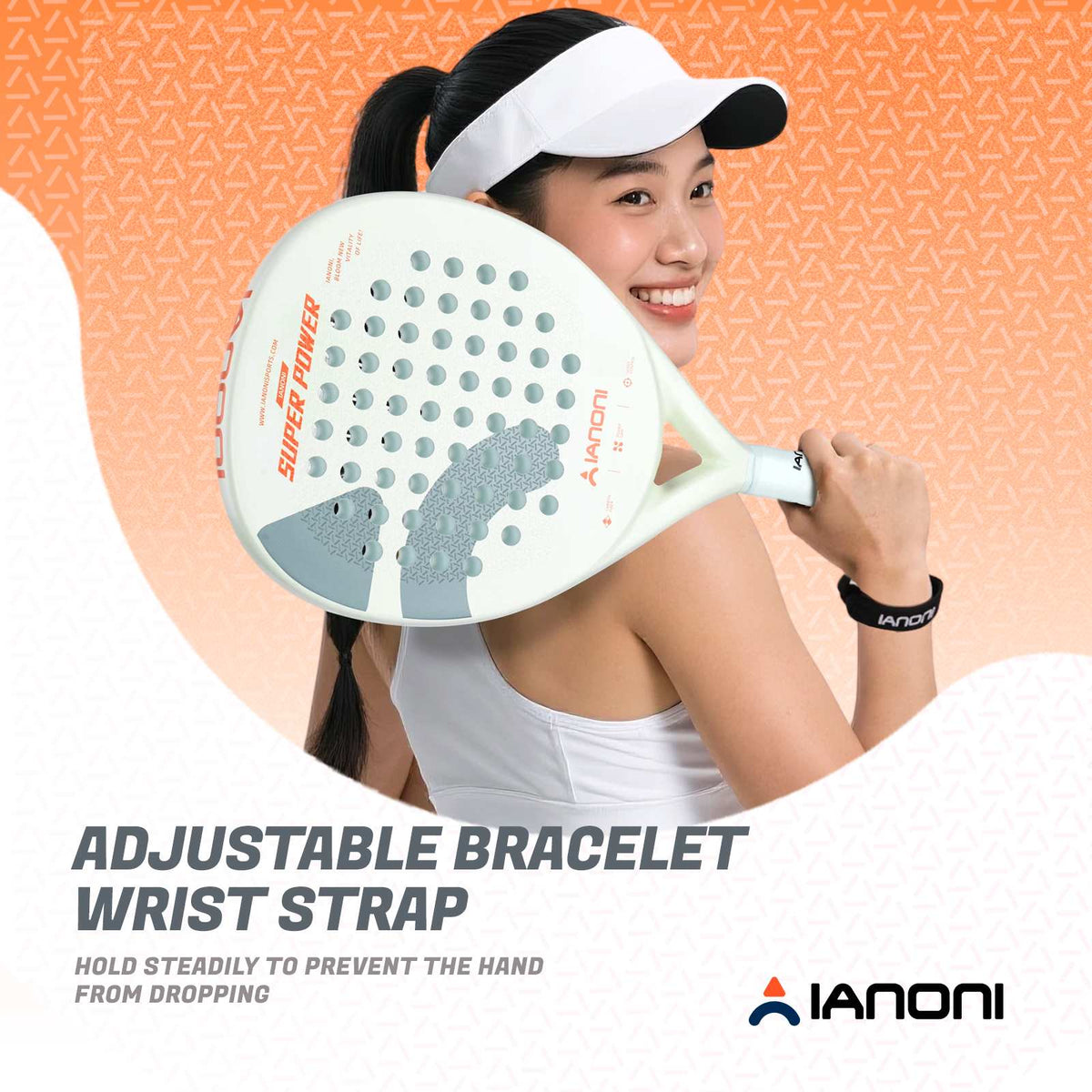 Beginner to intermediate padel racket with carbon surface and medium balance