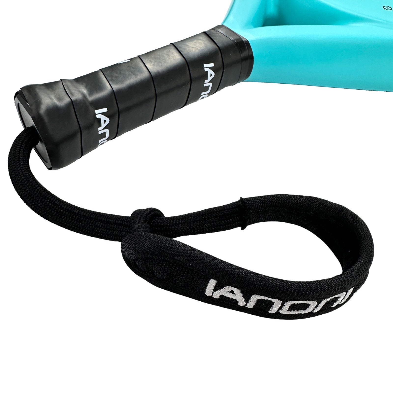 Lightweight design of Halcyos EVA core padel racket for power and control in Qatar