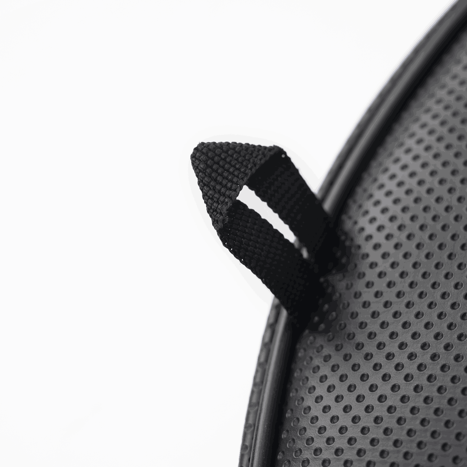 High-quality stitching and finish on Halcyos premium leather padel racket bag