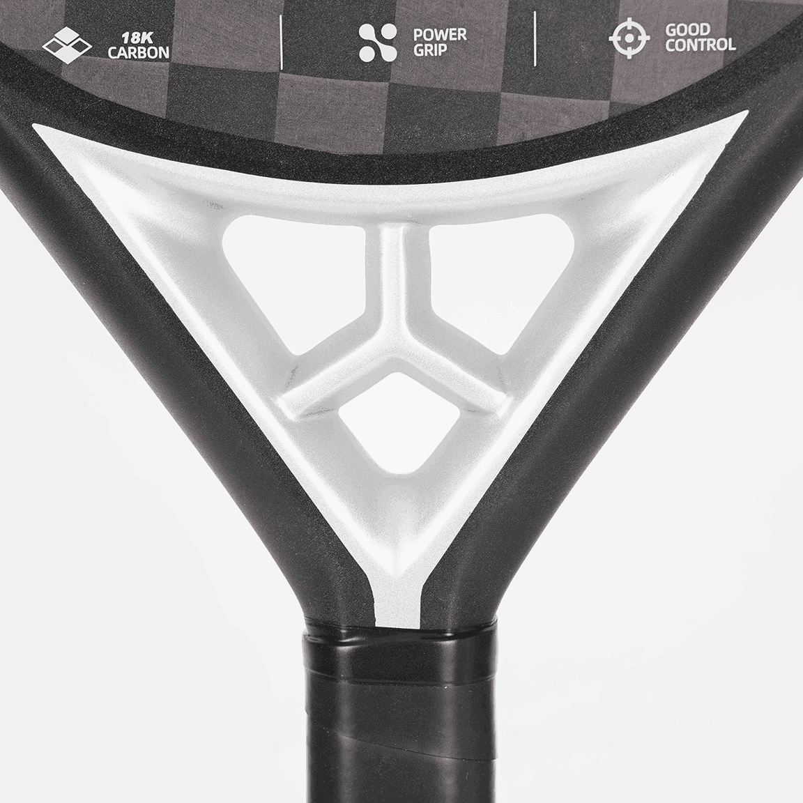 Rough surface of Halcyos Super Power 18K carbon padel racket for spin Qatar