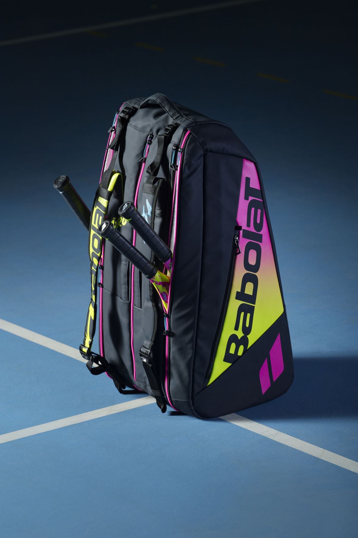 Halcyos padel gear bags in Qatar – durable carry bags for rackets, balls, and accessories.